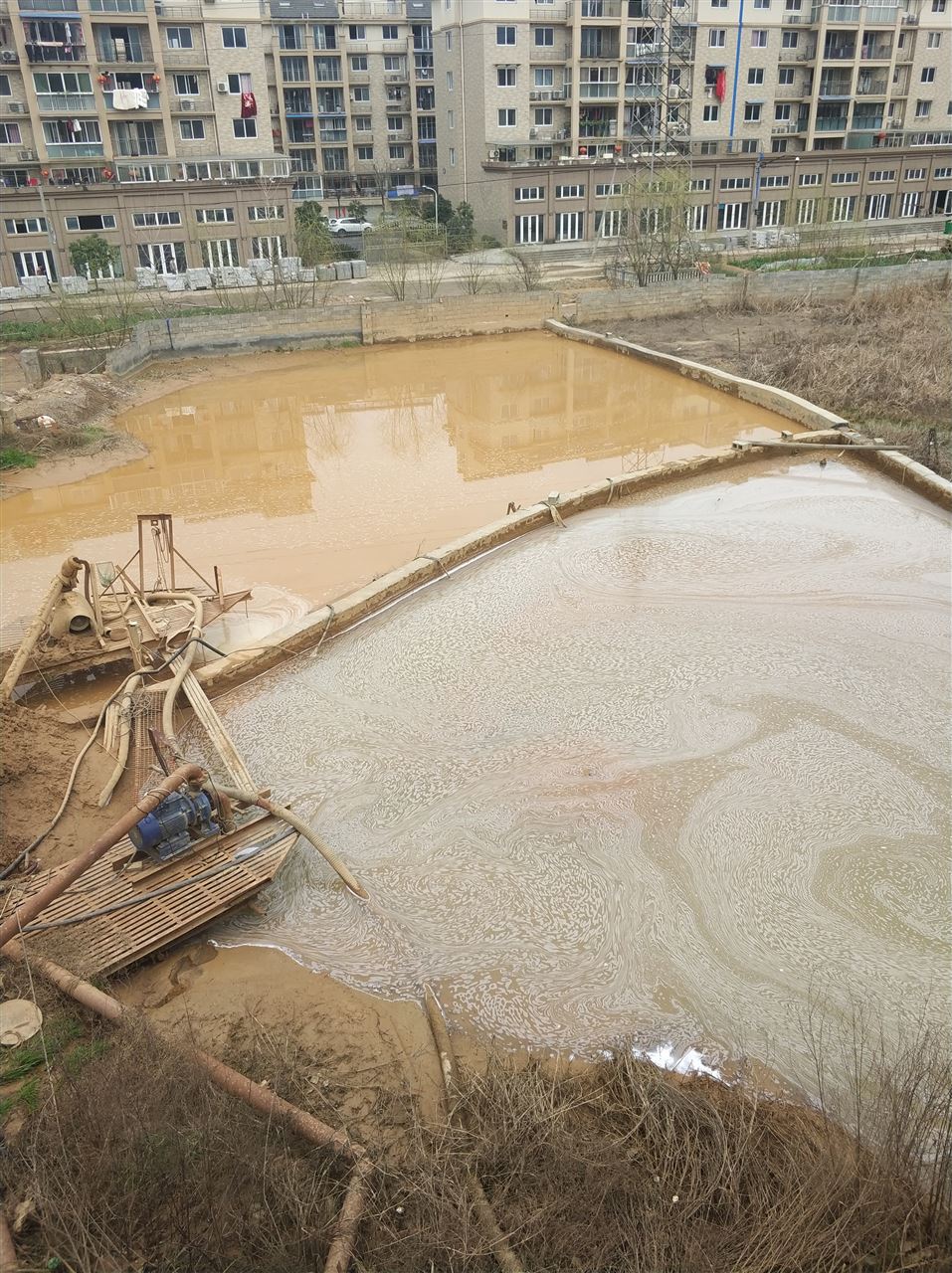 新和沉淀池淤泥清理-厂区废水池淤泥清淤