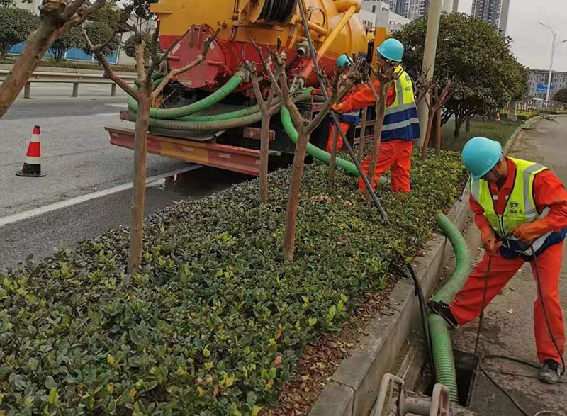 新和市政管道清淤