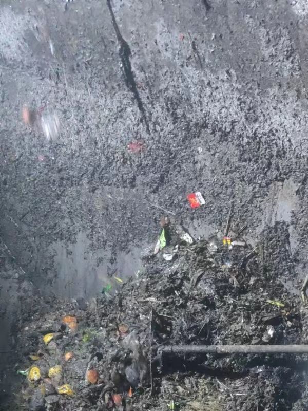 新和污水池清理
